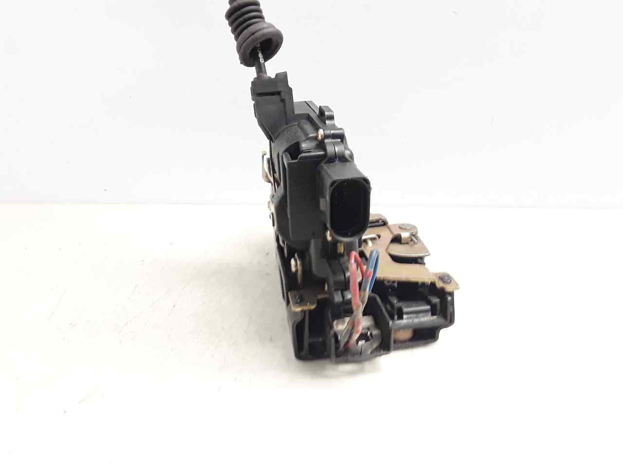 VOLKSWAGEN Polo 3 generation (1994-2002) Front Left Door Lock 3B0885737 25628427