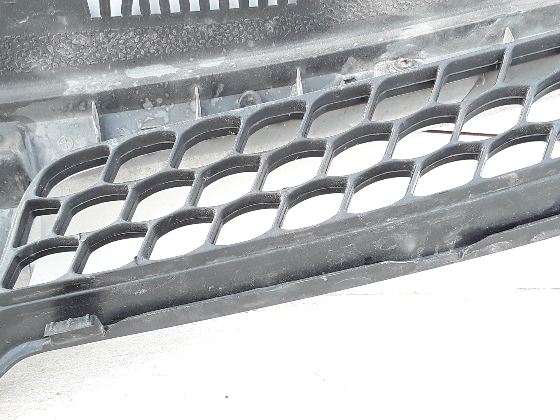 HYUNDAI i30 FD (1 generation) (2007-2012) Radiator Grille 863512R000 25615541