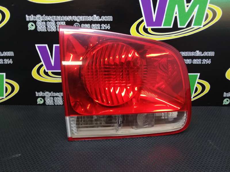 VOLKSWAGEN Touareg 1 generation (2002-2010) Rear Left Taillight 7L6945093H 18879957