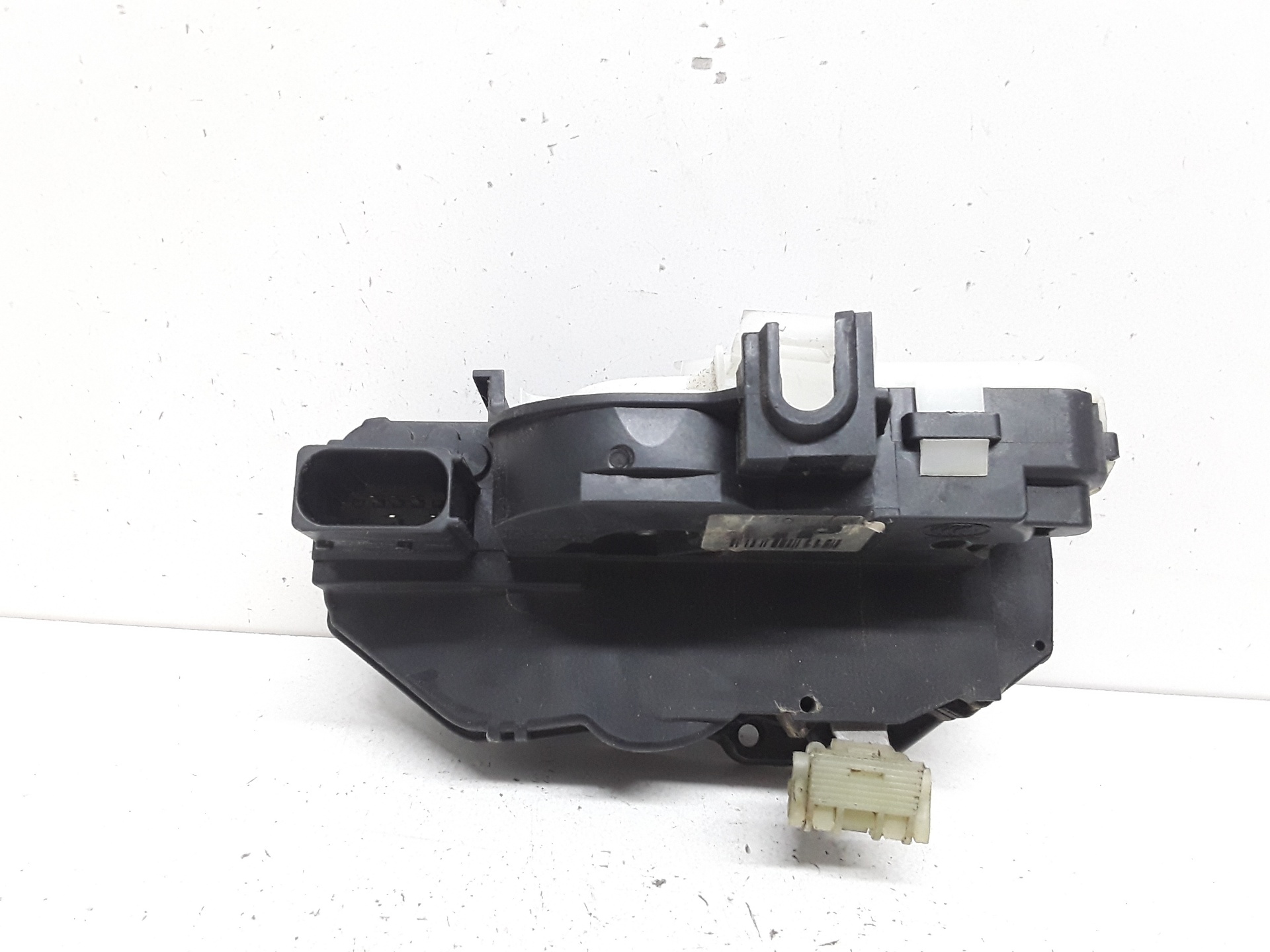 OPEL A-Class W176 (2012-2018) Front Right Door Lock 3023754E01S 25628673