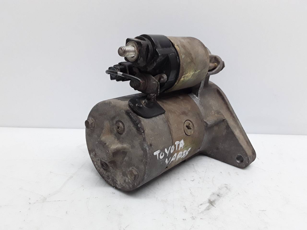 CADILLAC Yaris 1 generation (1999-2005) Starter Motor 281000J010 18994373