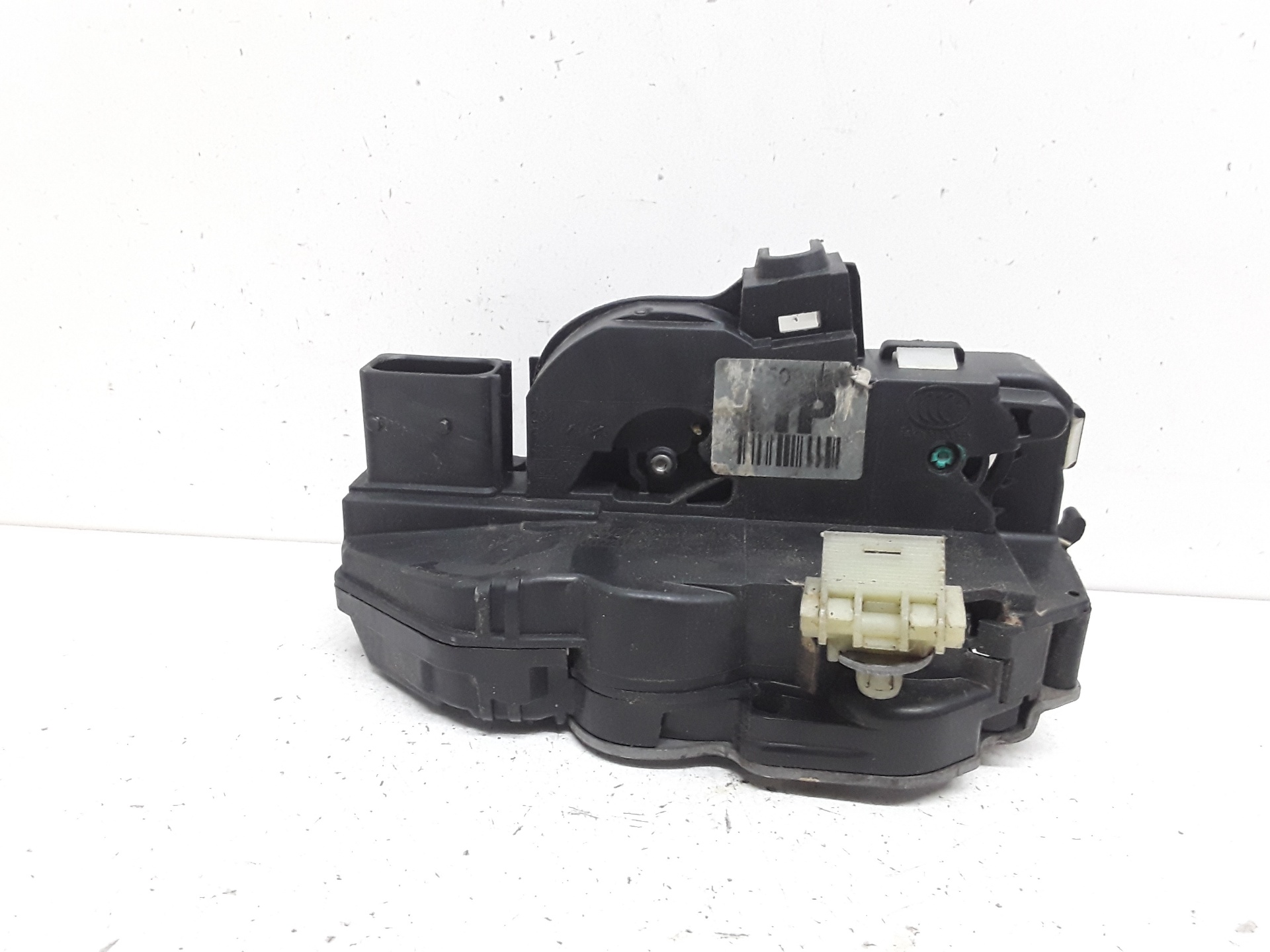 OPEL A-Class W176 (2012-2018) Front Right Door Lock 3023754E01S 25628673