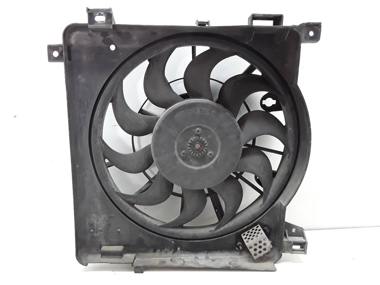 OPEL Astra J (2009-2020) Ventilator difuzor 0130303304 25615445