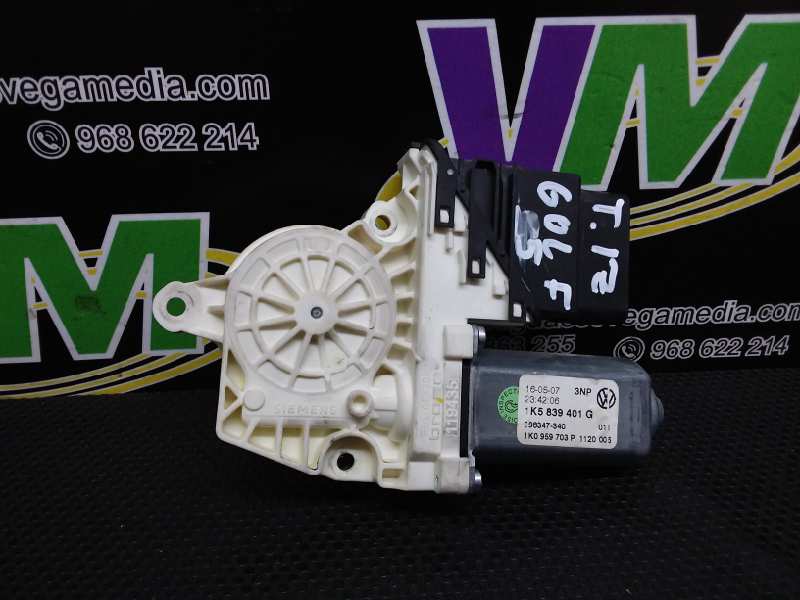 VOLKSWAGEN Golf 5 generation (2003-2009) Rear Left Door Window Control Motor 1K5839401G 18882173