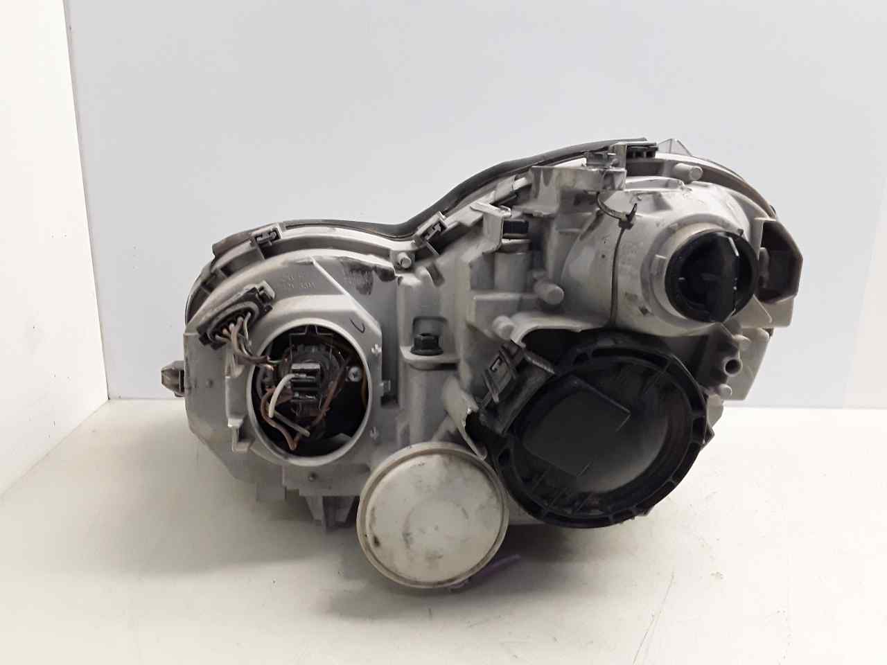 MERCEDES-BENZ C-Class W203/S203/CL203 (2000-2008) Фара передняя правая 0301166202 25628353