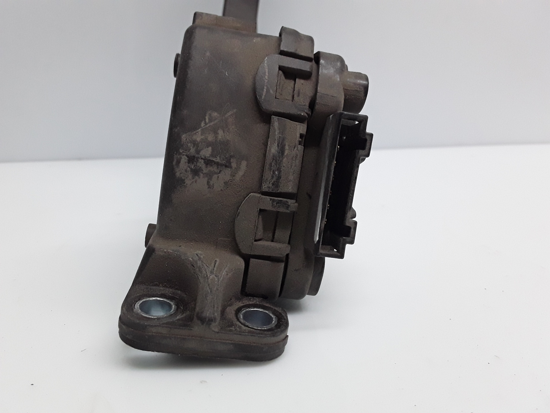 SEAT Cordoba 2 generation (1999-2009) Throttle Pedal 6Q1721503M 18947125