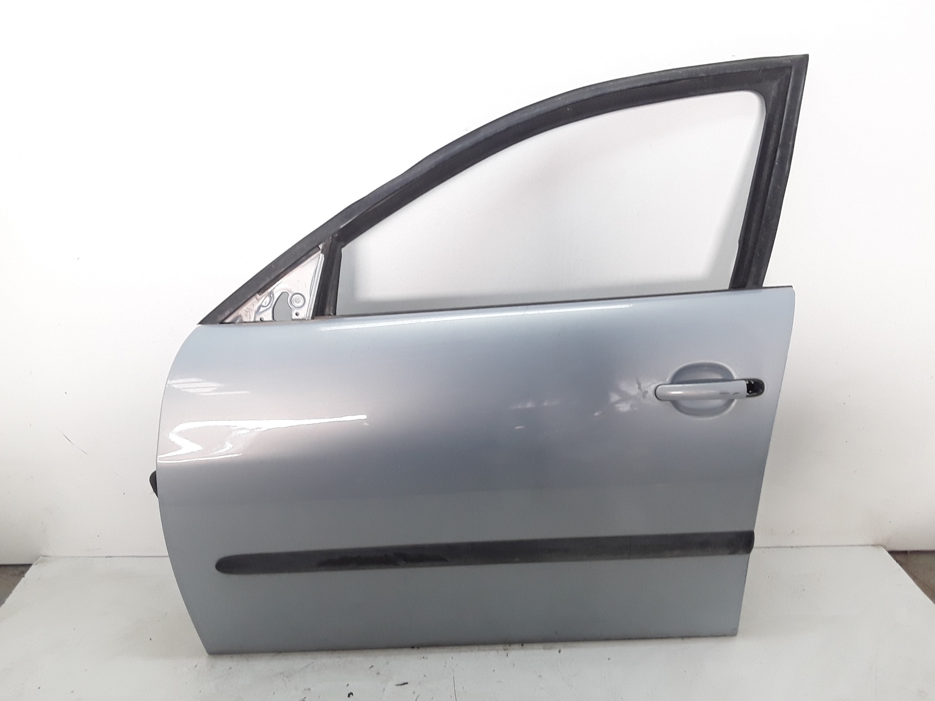 SEAT Leon 1 generation (1999-2005) Front Left Door 6L3831055R 25628655