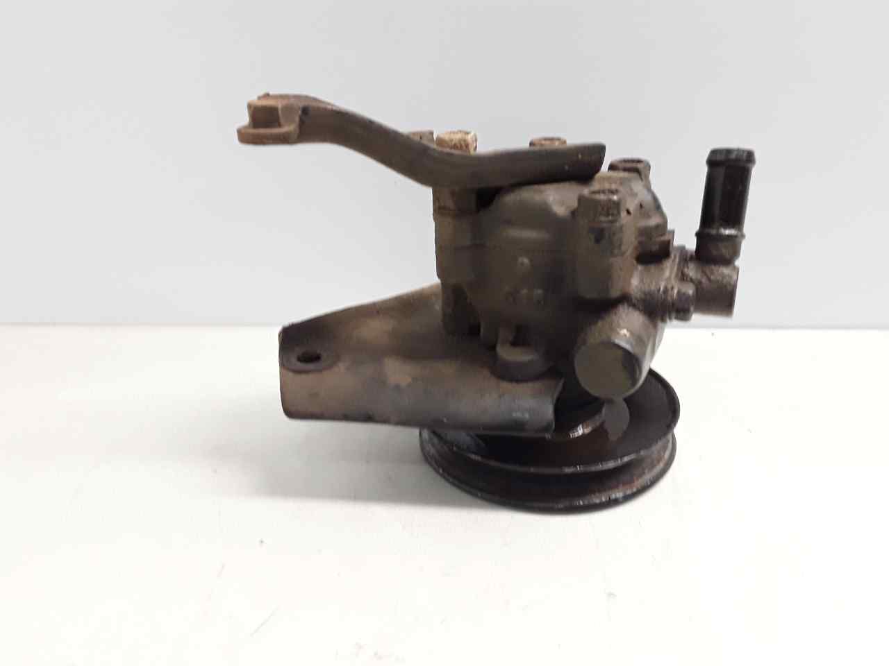 VOLVO Pompe de direction assistée 491107F700 25625539