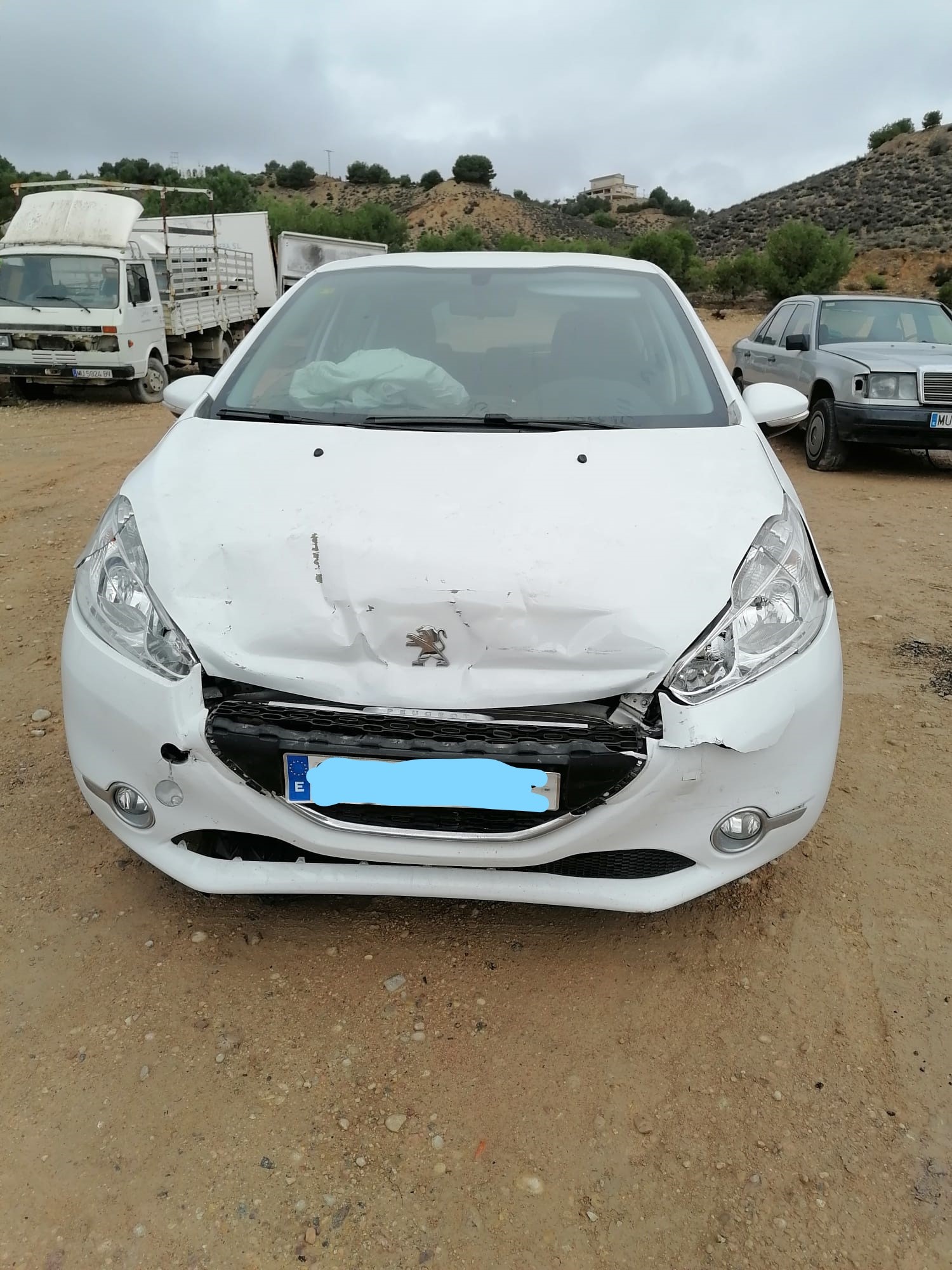 PEUGEOT 208 Peugeot 208 (2012-2015) Autres pièces intérieures 96758773XU00 25605947