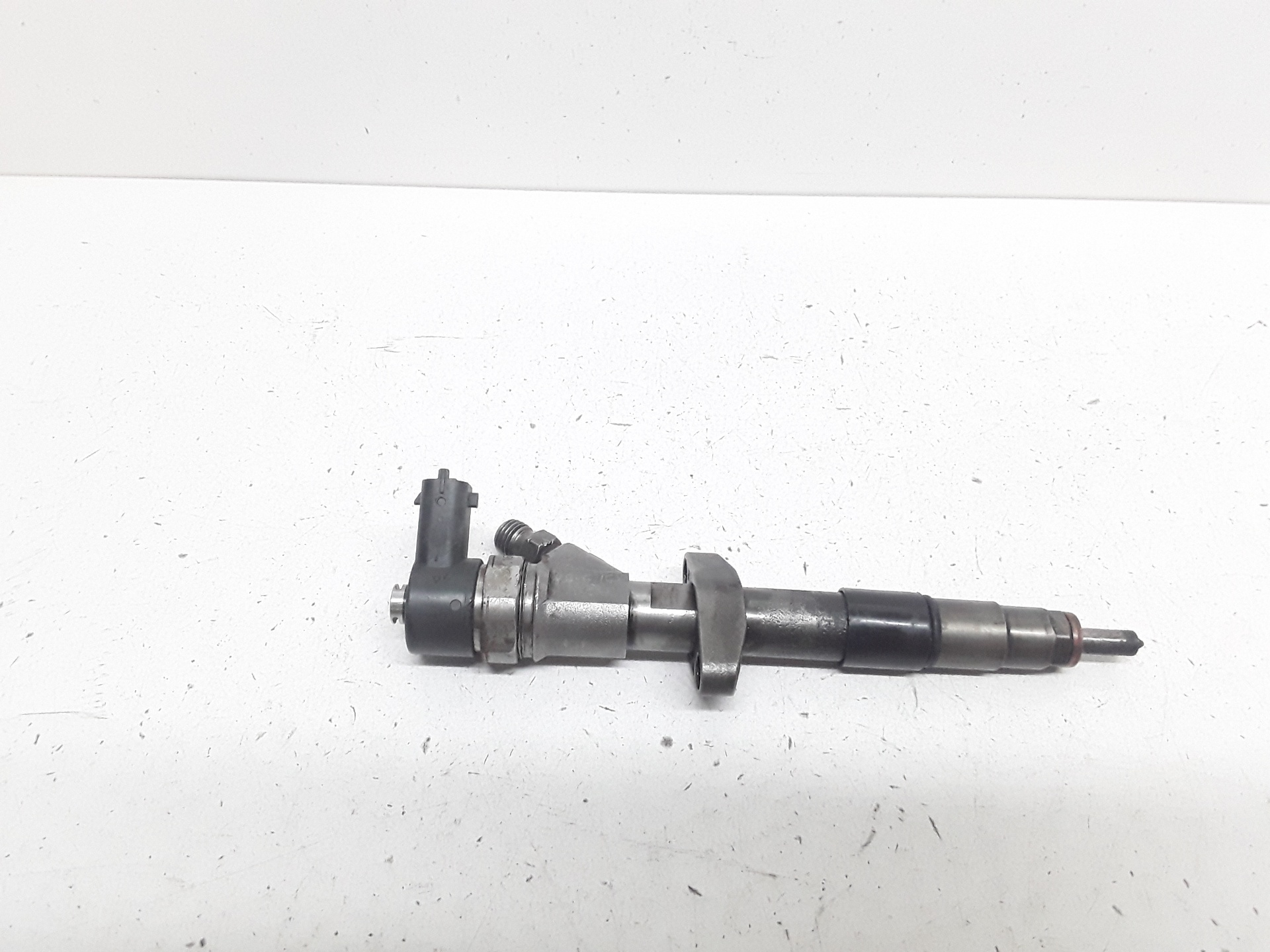 BUICK Injecteur de carburant 8200101135 25628514