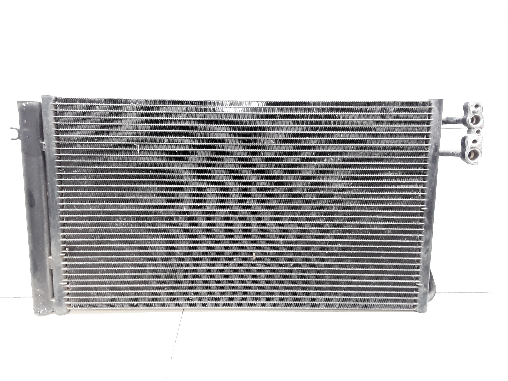 BMW 3 Series E90/E91/E92/E93 (2004-2013) Aušinimo radiatorius 32133116453 25622579