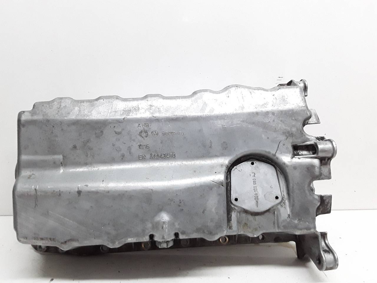 VOLKSWAGEN Golf 5 generation (2003-2009) Forgattyúsház 038103603AG 19085724