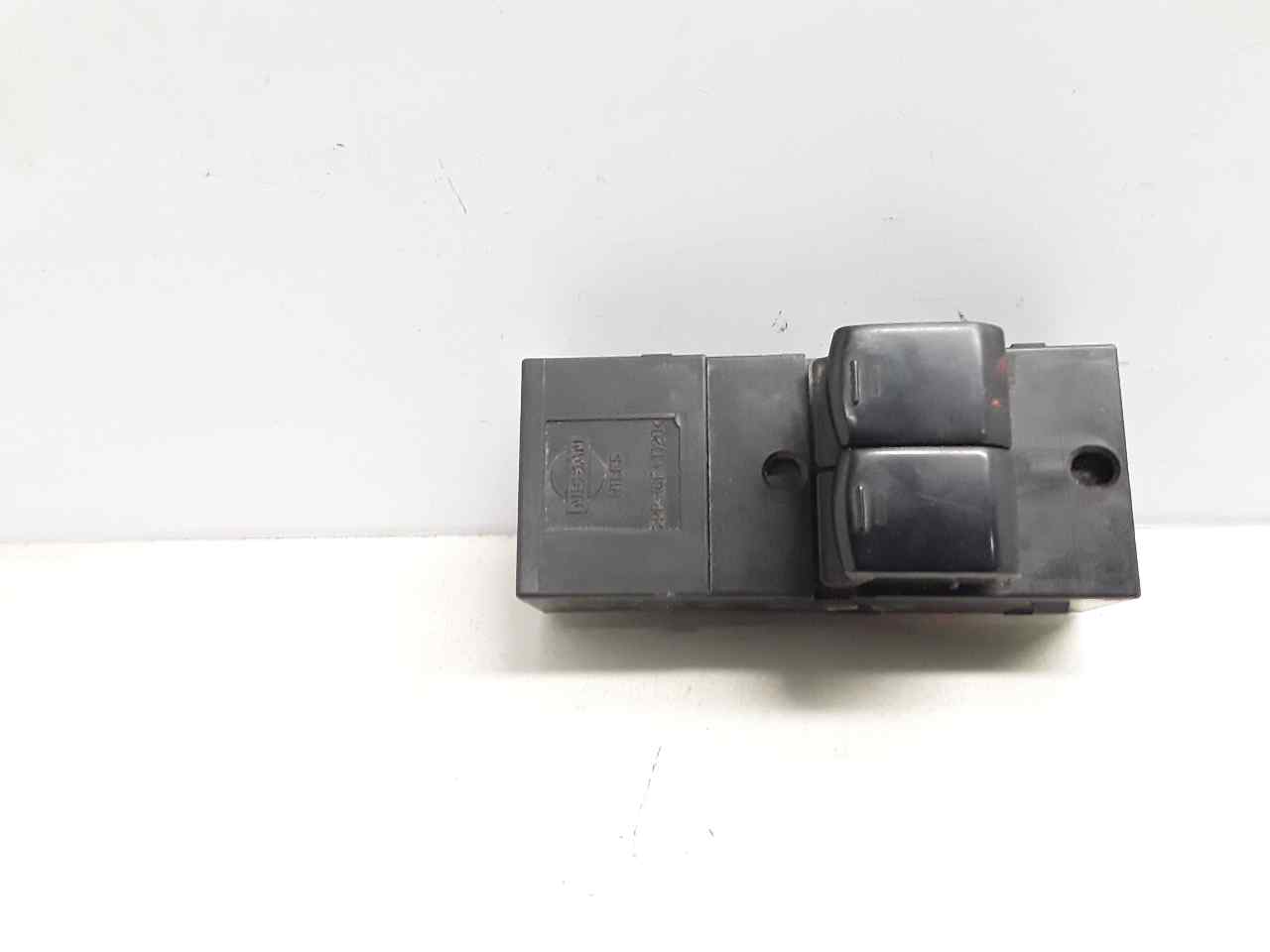 SEAT Micra K12 (2002-2010) Commutateur de fenêtre de porte avant gauche PA6GF30 23243722