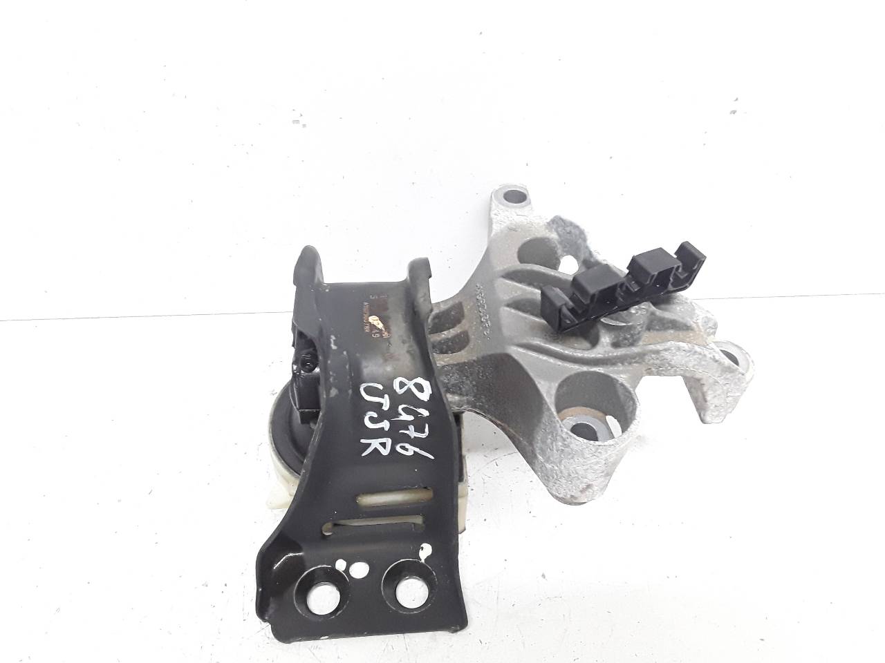 DACIA Duster 1 generation (2010-2017) Right Side Engine Mount 112317173R 19106306