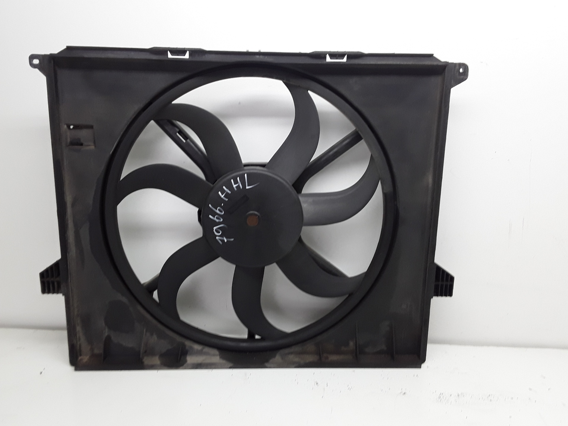 CHEVROLET R-Class W251 (2005-2017) Ventilateur diffuseur 6726010002 19105904