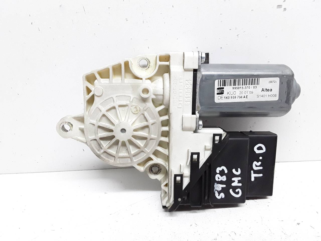 SEAT Toledo 3 generation (2004-2010) Rear Right Door Window Control Motor 1K0959704AE 19112713