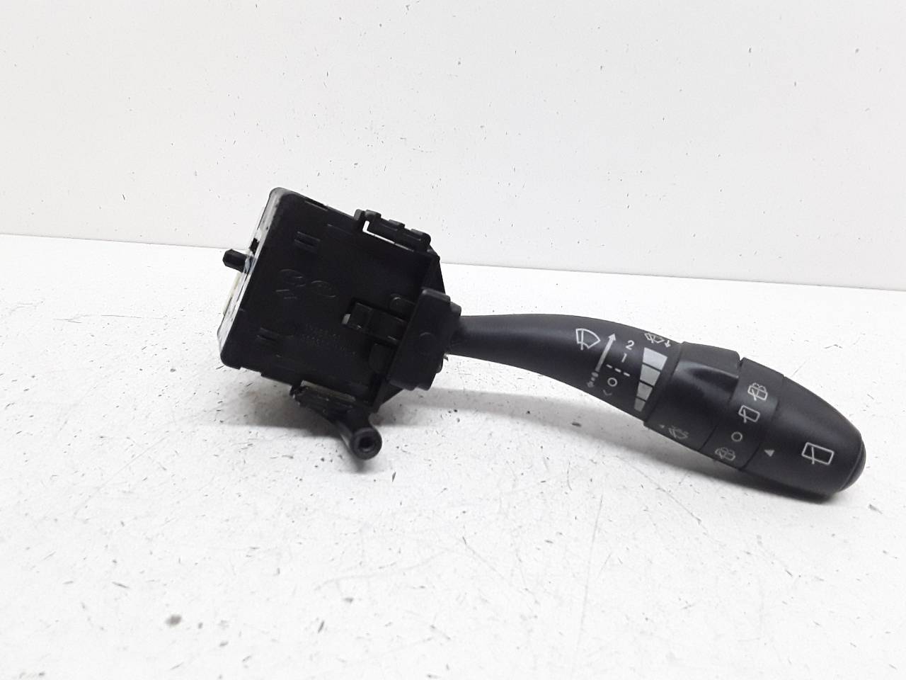 HYUNDAI i30 FD (1 generation) (2007-2012) Indicator Wiper Stalk Switch 934202R010 25624728