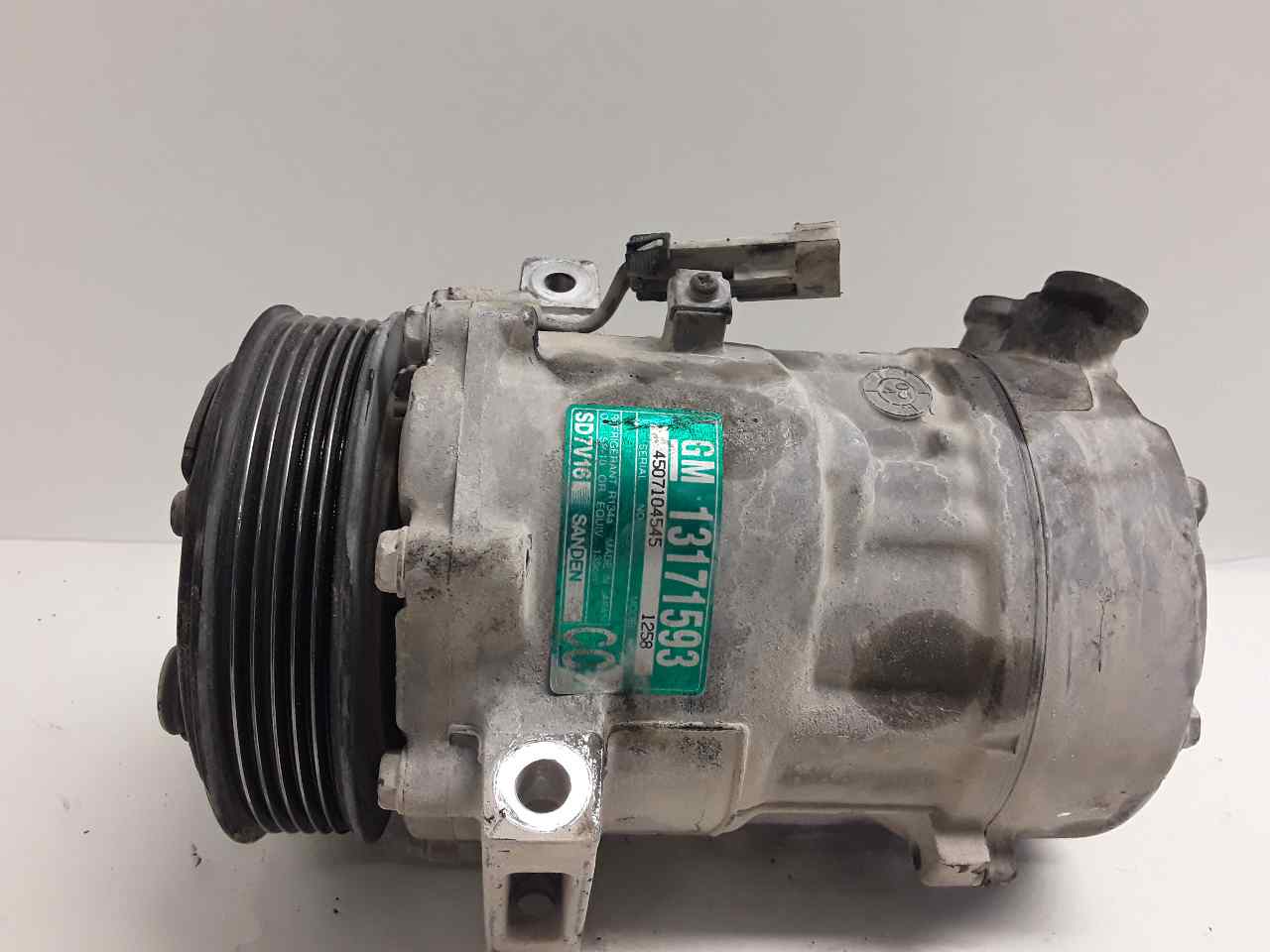 LDV Vectra C (2002-2005) Air Condition Pump 13171593 25625026