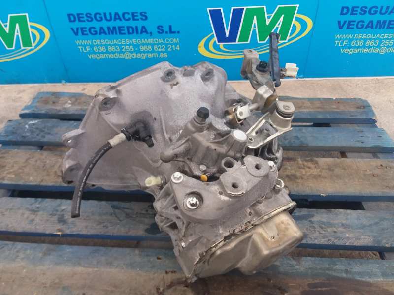 PEUGEOT Corsa C (2000-2006) Коробка передач 90400209 18894479