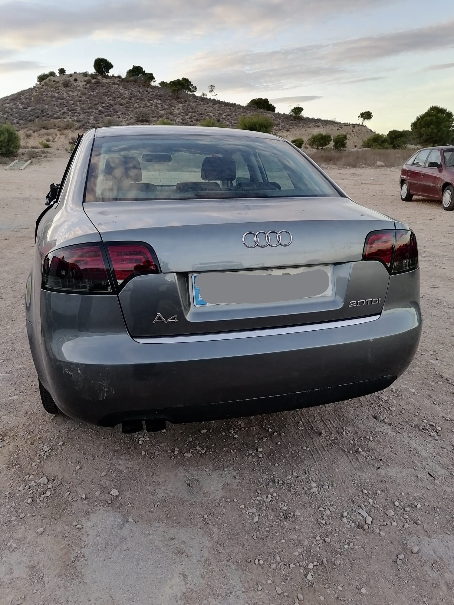 AUDI A4 B6/8E (2000-2005) Välijäähdyttimen jäähdytin 8E0145805AA 18967320