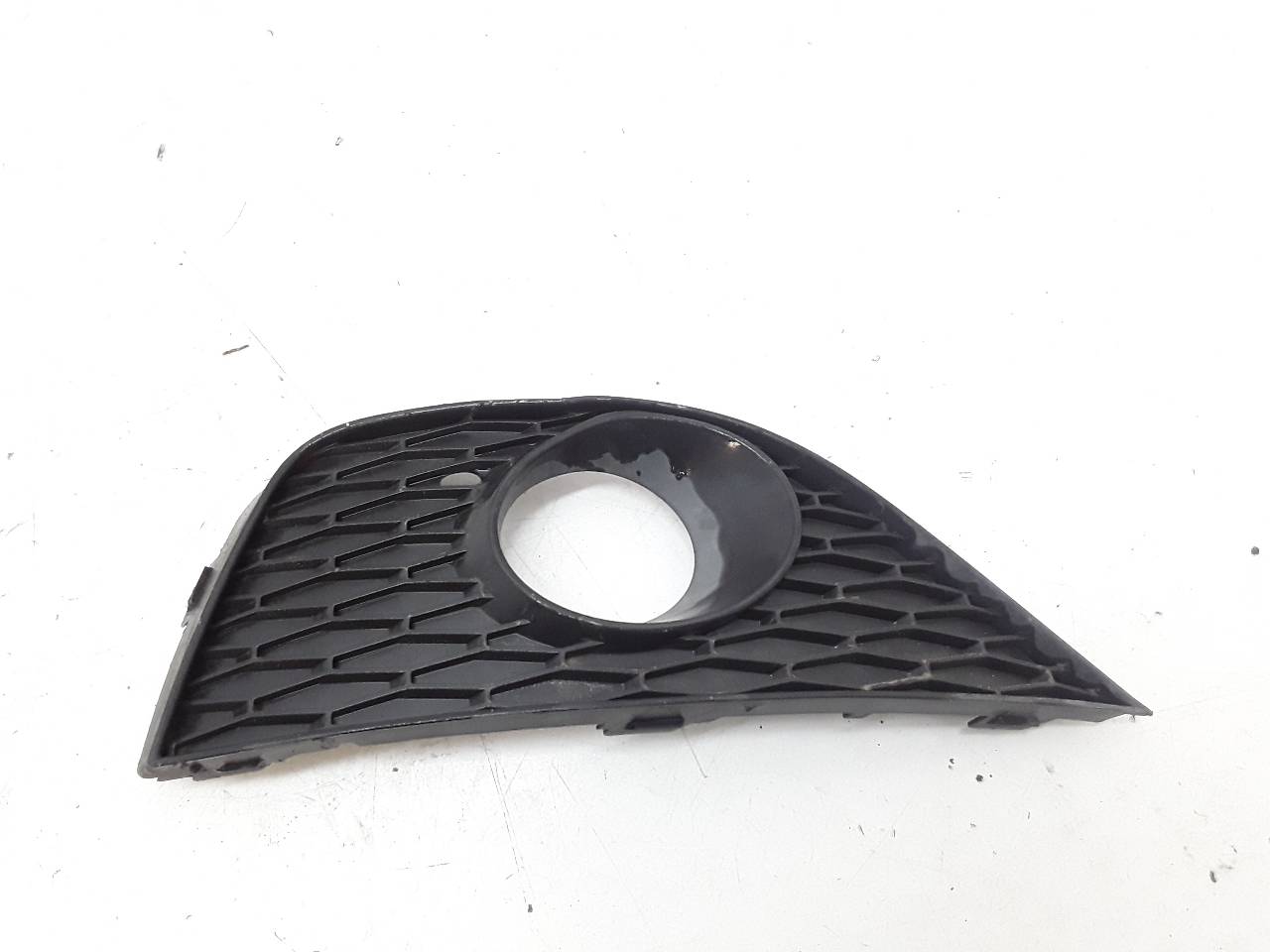 SEAT Ibiza 4 generation (2008-2017) Grille inférieure du pare-chocs avant 6J0853665A 25611538