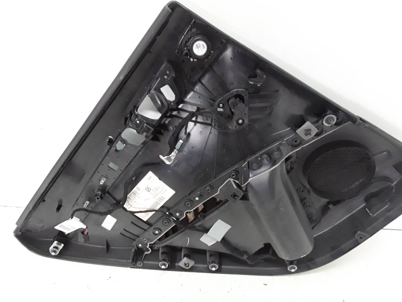 AUDI A6 C6/4F (2004-2011) Rear Right Door Panel 8R0867306 19090931