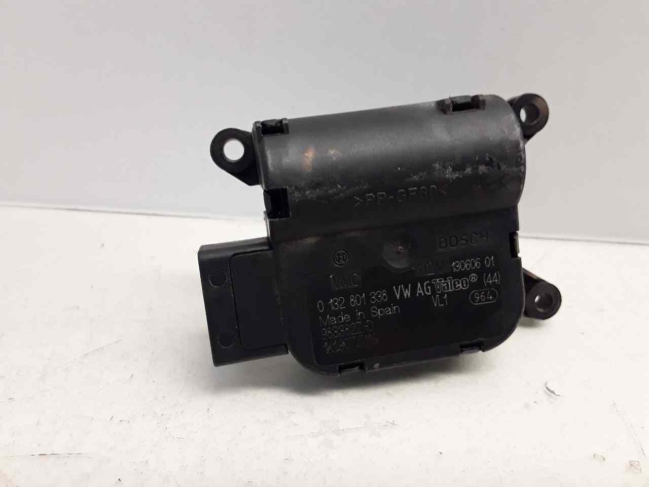 VOLKSWAGEN Other Control Units 0132801338 25629093