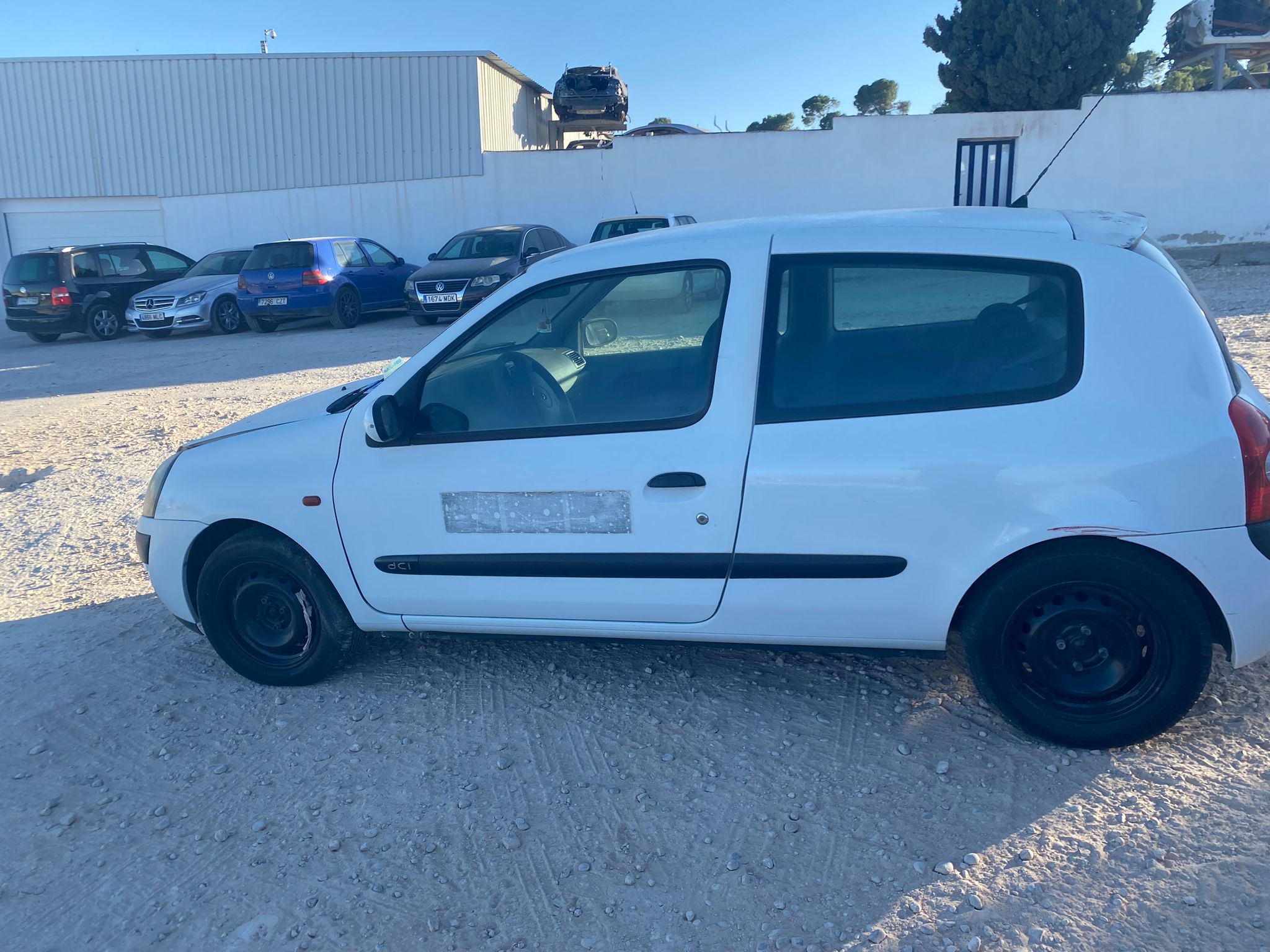 RENAULT Clio 1 generation (1990-1998) Противотуманка бампера передняя правая 8200002470 25625937