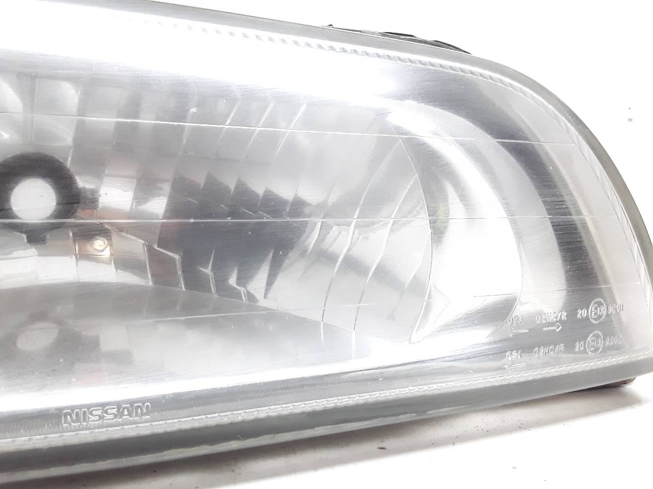 NISSAN Almera N15 (1995-2000) Front Right Headlight 25615323