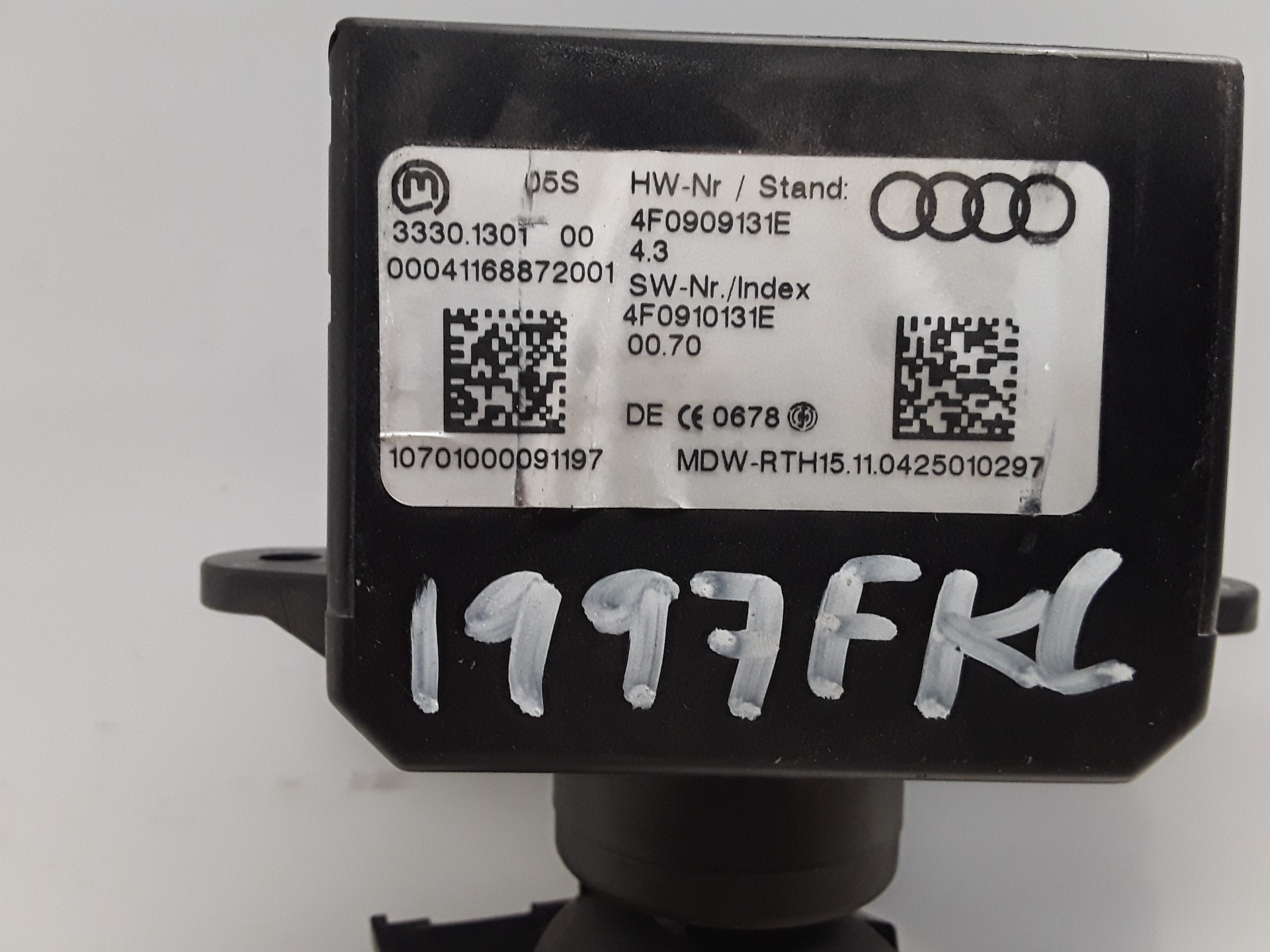 AUDI A6 C6/4F (2004-2011) Заключване на запалването 4F0909131E 22745220