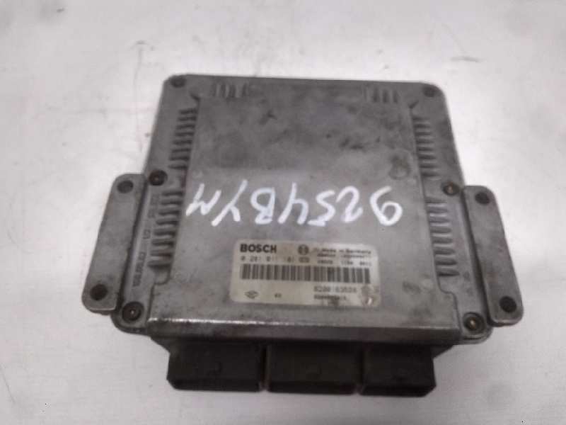 RENAULT Laguna 2 generation (2001-2007) Engine Control Unit ECU 8200303141 18935396