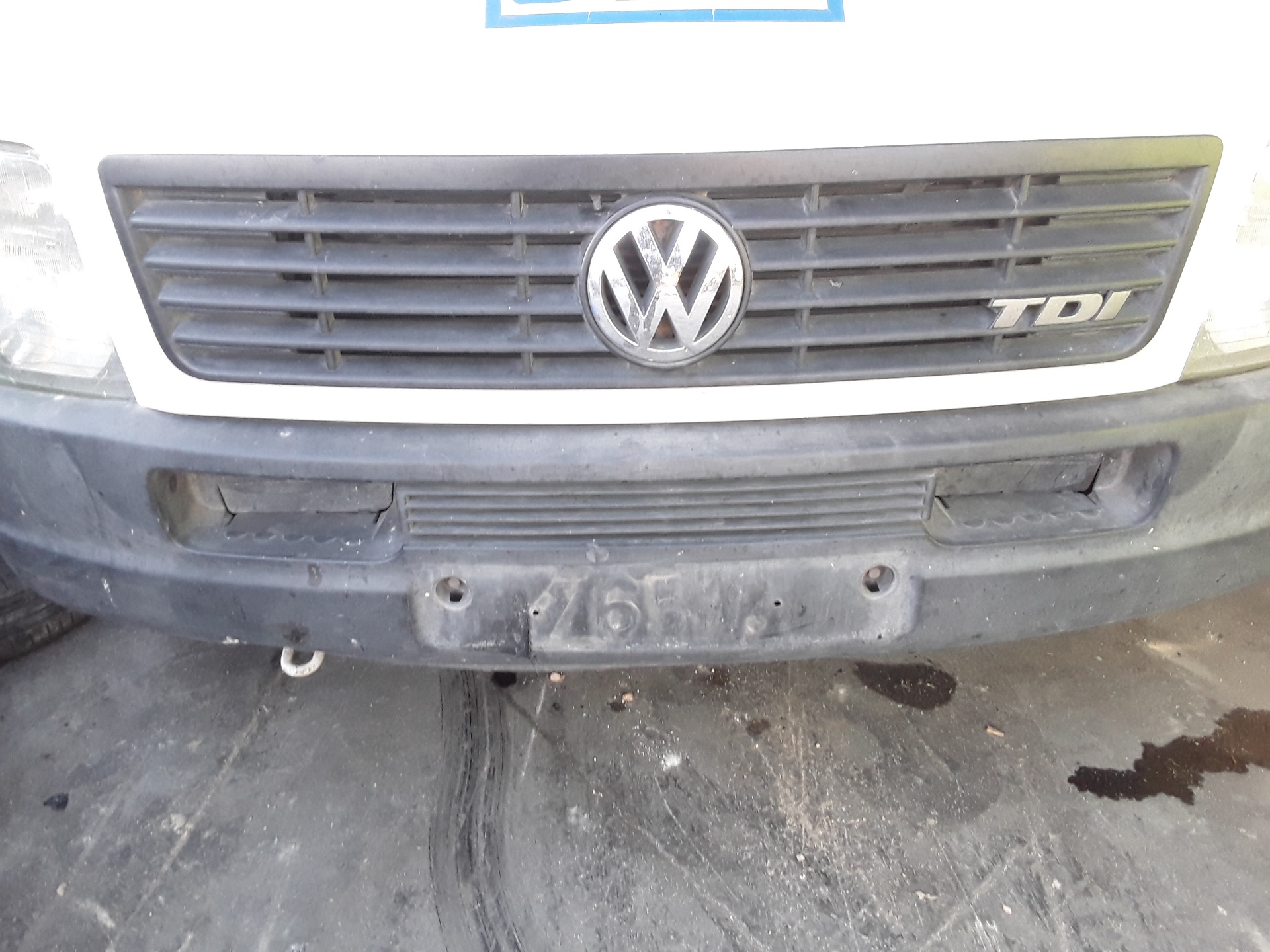 VOLKSWAGEN LT 2 generation (1996-2006) Front Bumper 2D0807102HB41 25625729