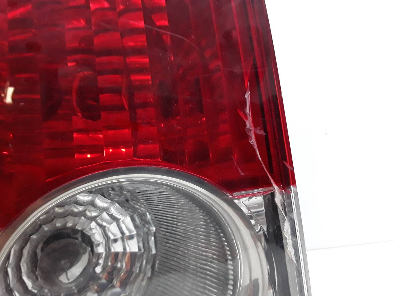 TOYOTA Rear Left Taillight 25611641