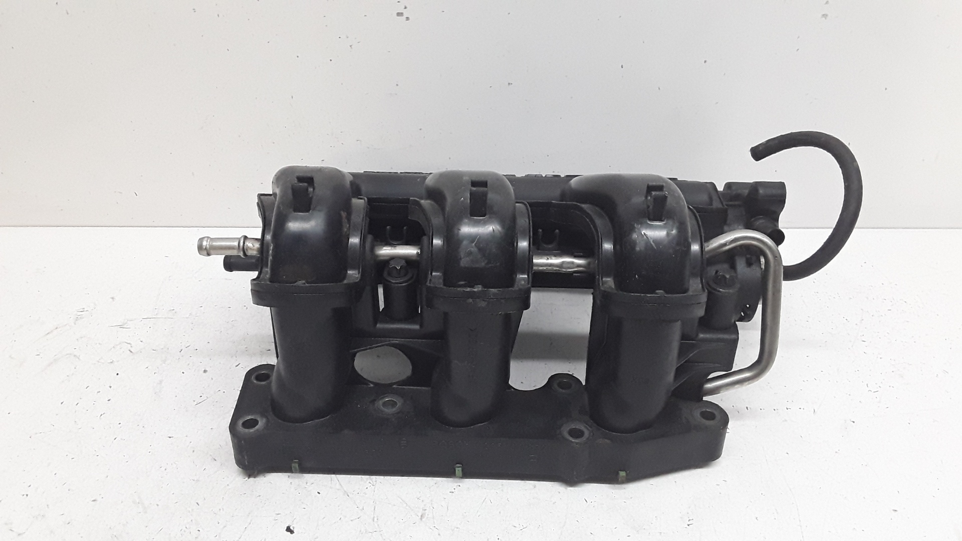 VOLKSWAGEN Intake Manifold A1601410101 25611602