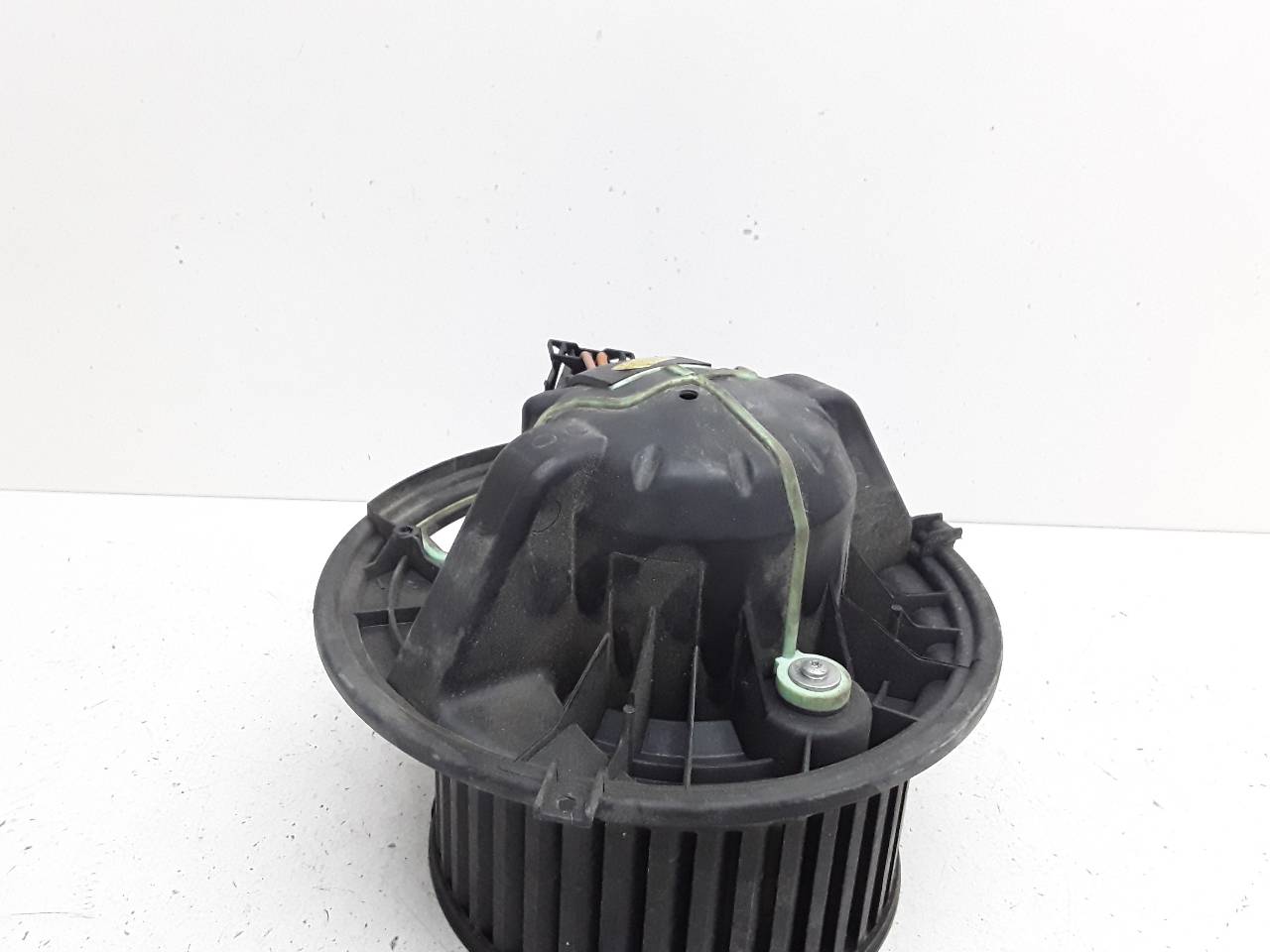 BMW 3 Series E90/E91/E92/E93 (2004-2013) Heater Blower Fan 6933663 25606168