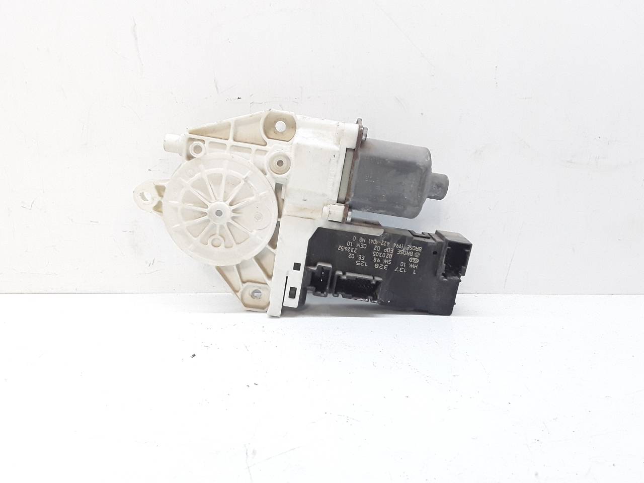 VAUXHALL 407 1 generation (2004-2010) Front Left Door Window Regulator Motor 9644893580 19148412