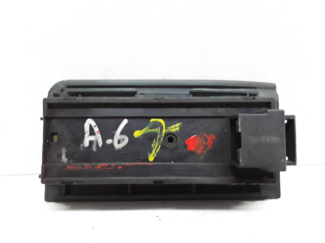 AUDI A6 C5/4B (1997-2004) Front venstre dør vindusbryter 4B0959851 19069010