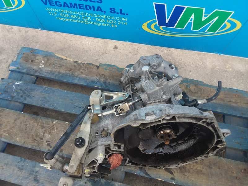 PEUGEOT Corsa C (2000-2006) Gearbox 90400209 18894479