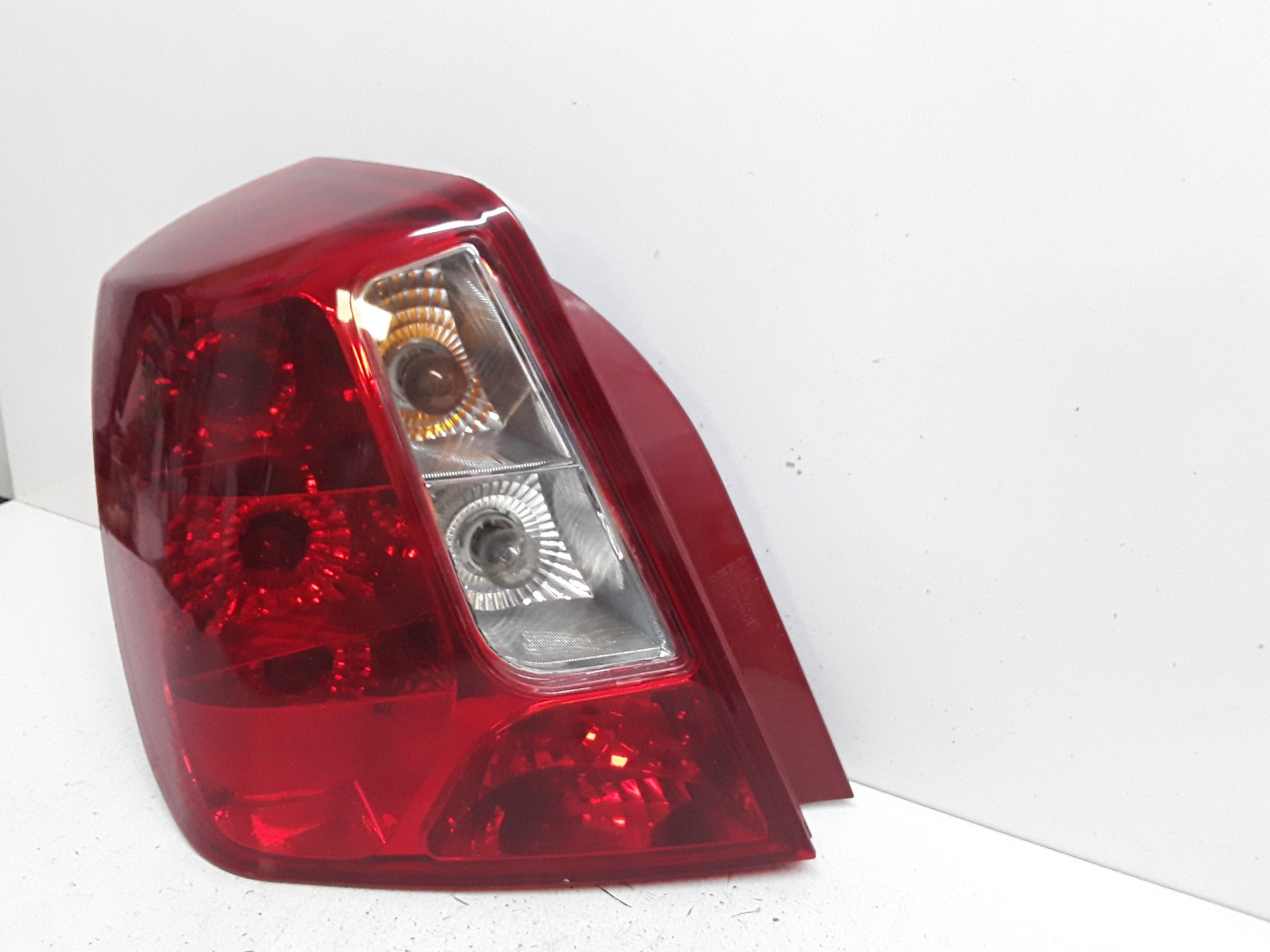 CHRYSLER Neon 2 generation (1999-2005) Rear Left Taillight 082221915L 25628516