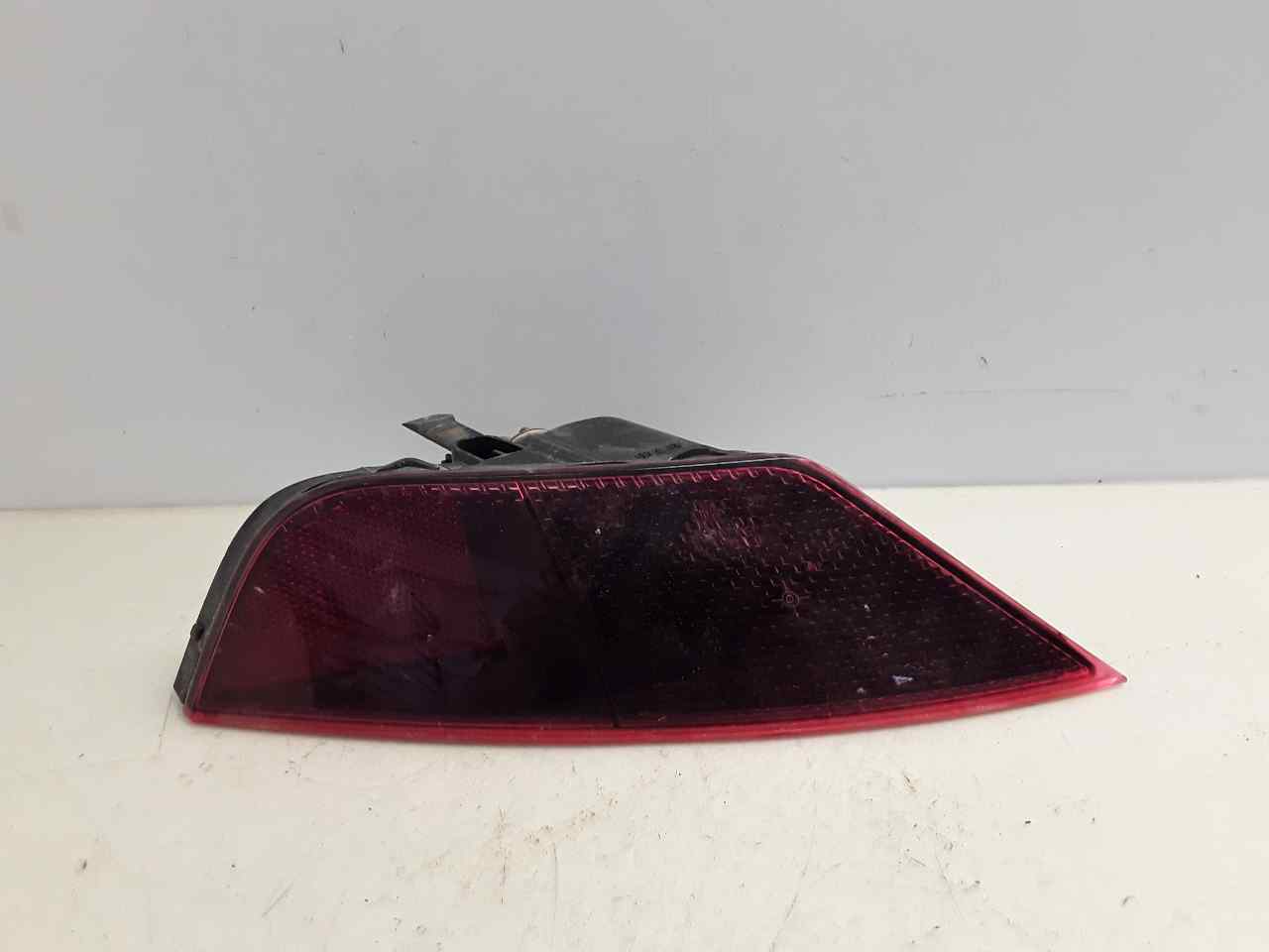 SEAT Toledo 3 generation (2004-2010) Rear Left Fog Light 5P0945208 25605841