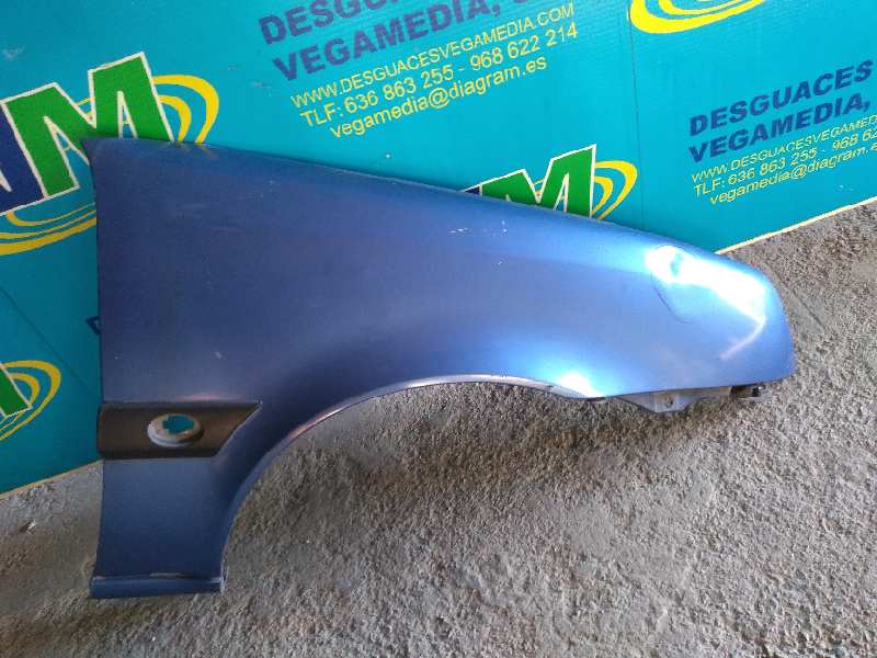 FORD Transit Front Right Fender AZUL 18848530