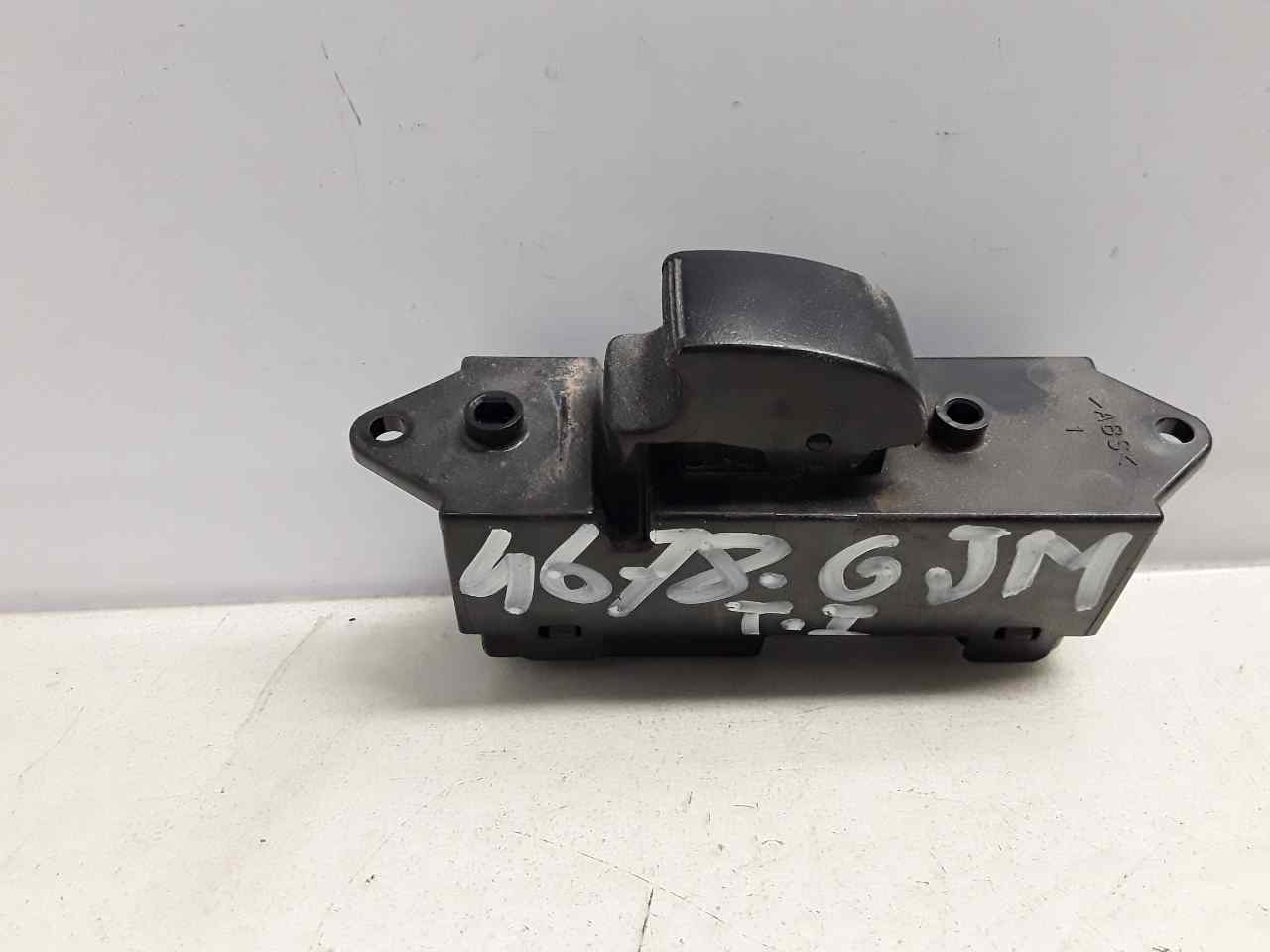 MITSUBISHI Comutator de control geam ușă  dreapta spate 8608A063 25626785