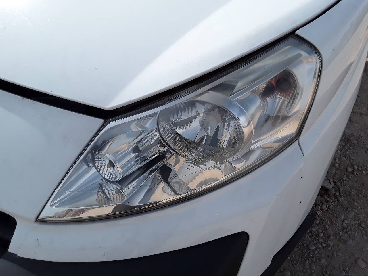 PEUGEOT Expert 2 generation (2007-2020) Front Left Headlight 19044908