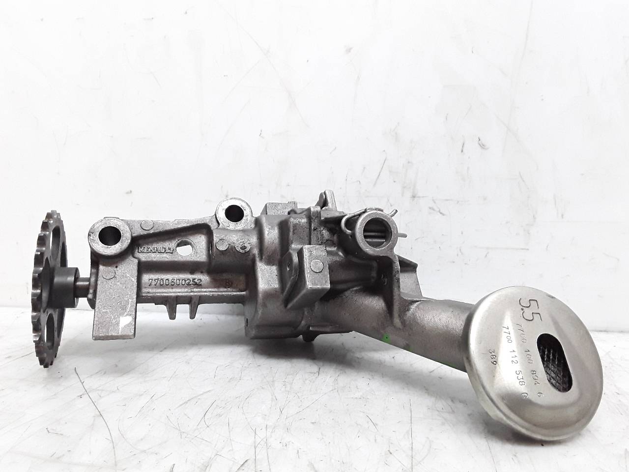 BMW Megane 2 generation (2002-2012) Oil Pump 7700600252 19015226