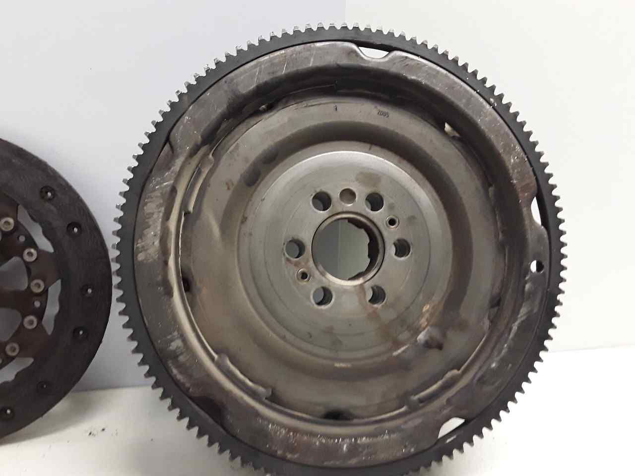 BMW 1 Series E81/E82/E87/E88 (2004-2013) Volant 1140705 25615520