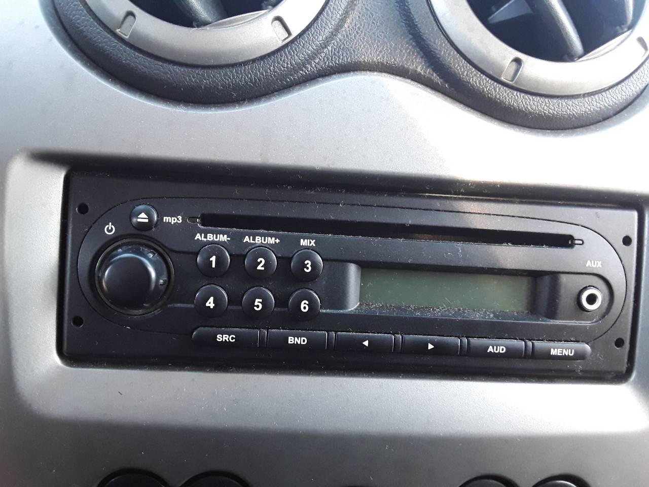 DACIA Music Player Without GPS 281112231R 25618895