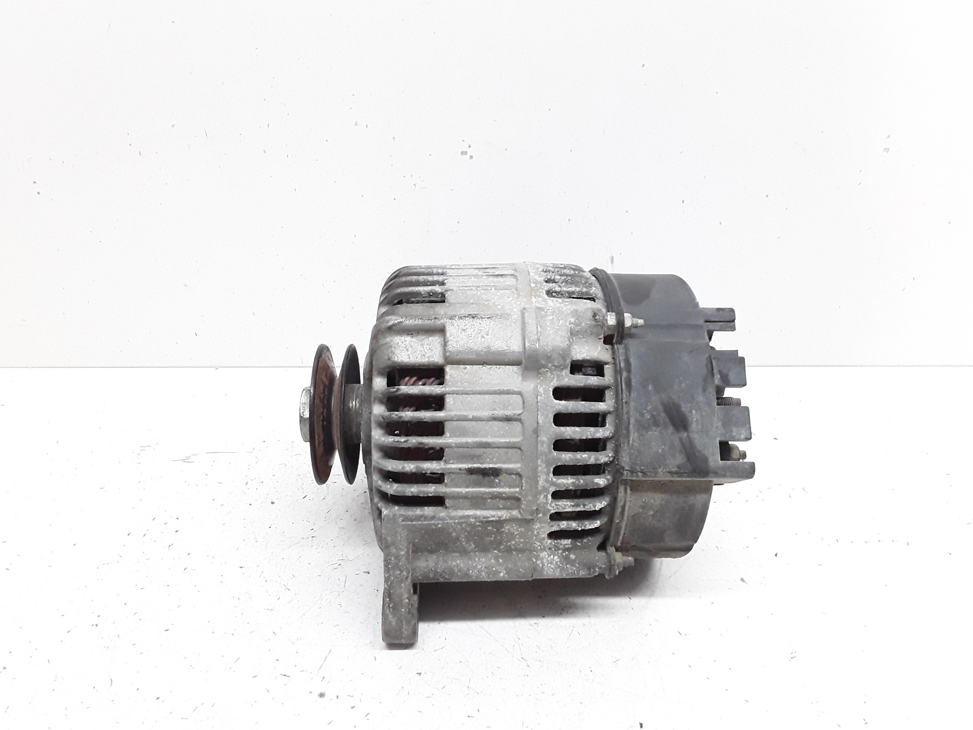 PORSCHE Alternator 063341321010 25613392