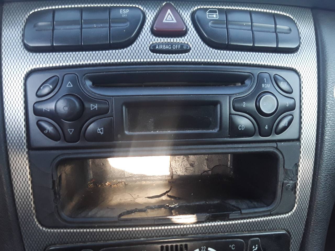 MERCEDES-BENZ C-Class W203/S203/CL203 (2000-2008) Music Player Without GPS A2038201686 25629055