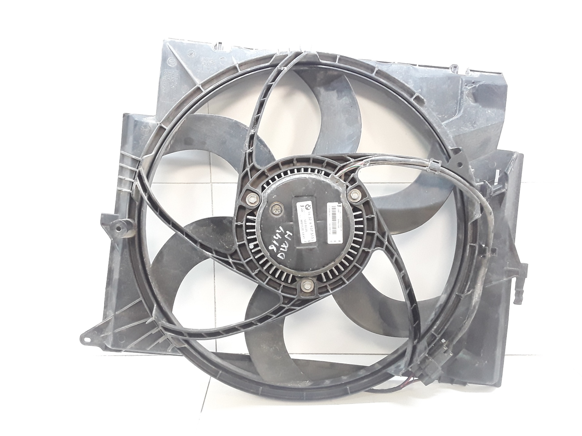 BMW 3 Series E90/E91/E92/E93 (2004-2013) Ventilateur diffuseur 16326937515 25622413