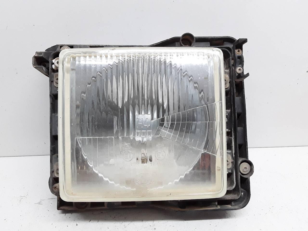 PEUGEOT Front Left Headlight A2810881 19102942